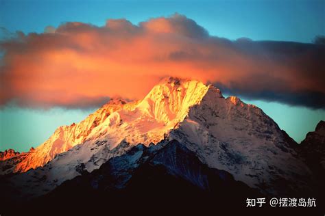 十大名山|中国最美的十大名山，登榜《中国国家地理》，你知道几个？（。